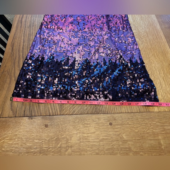 EXPRESS Sequin Mini Dress - Picture 3 of 10